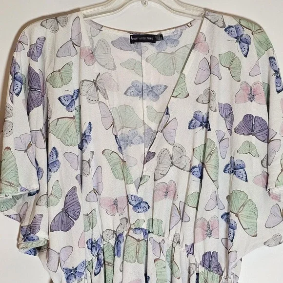 PrettyLittleThing Blouse Womens 2XL White Pastel Butterfly Kimono Top Plus Size - Picture 3 of 11